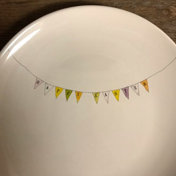 Set of four Rae Dunn Easter plates - Picture 5 of 6
